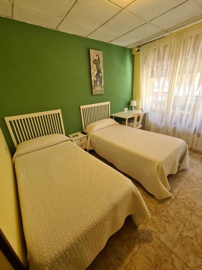 Hostal Foncalada Oviedo Bilik gambar