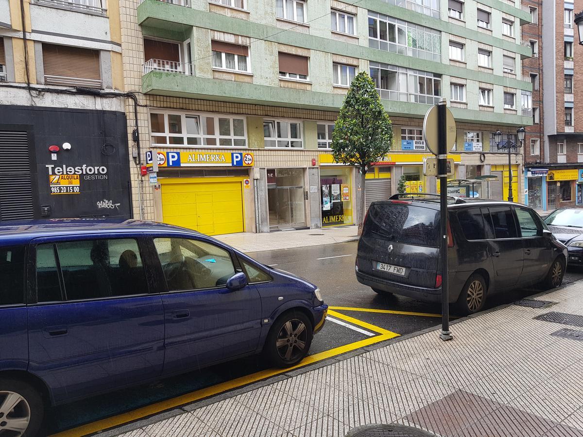 Hostal Foncalada Oviedo Luaran gambar